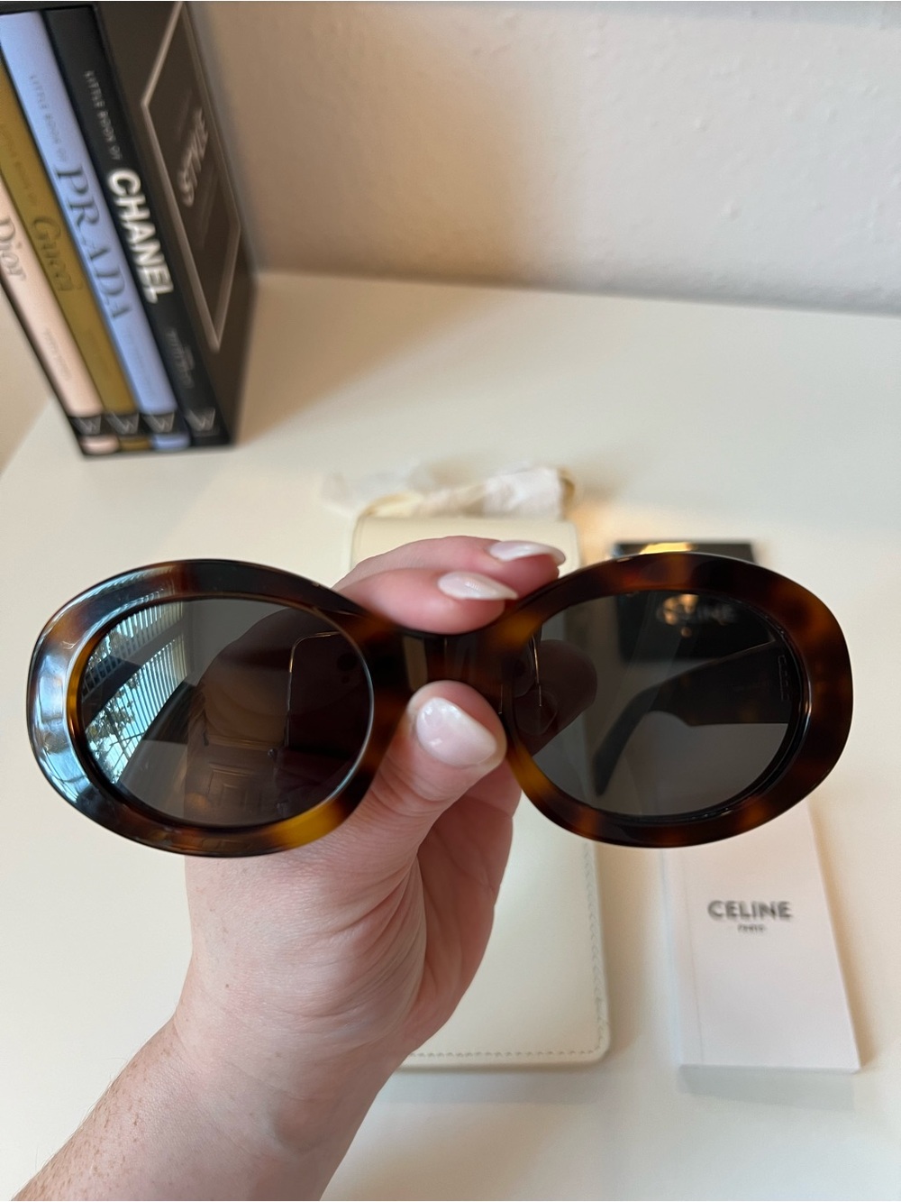 CELINE Tortoiseshell Oval Sunglasses - gently worn! - Picture 16 of 17
